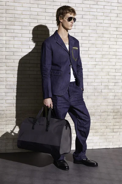 Look 25